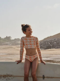 Roxy Wavy Flower - Verkürztes Langärmeliges Rashguard-Set Für Mädchen 7-16 -Modereich Geschaft ergwr03353 roxyl gbg4 frt4