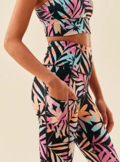 Roxy Heart Into It Elongated PT - Sport-BH Für Frauen -Modereich Geschaft erjkt04011 roxym kvj4 frt4