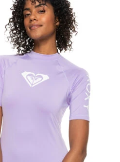 Roxy Whole Hearted - Kurzärmliger Rashguard Mit UPF 50 Für Frauen -Modereich Geschaft erjwr03548 roxyw png0 frt3