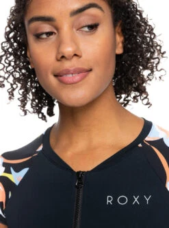 ROXY - Kurzarm-Rashguard Für Frauen -Modereich Geschaft erjwr03623 roxyw xkng frt3