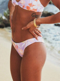ROXY Love The Baja - Freche Bikinihose Für Frauen -Modereich Geschaft erjx404390 roxyl pga8 frt3